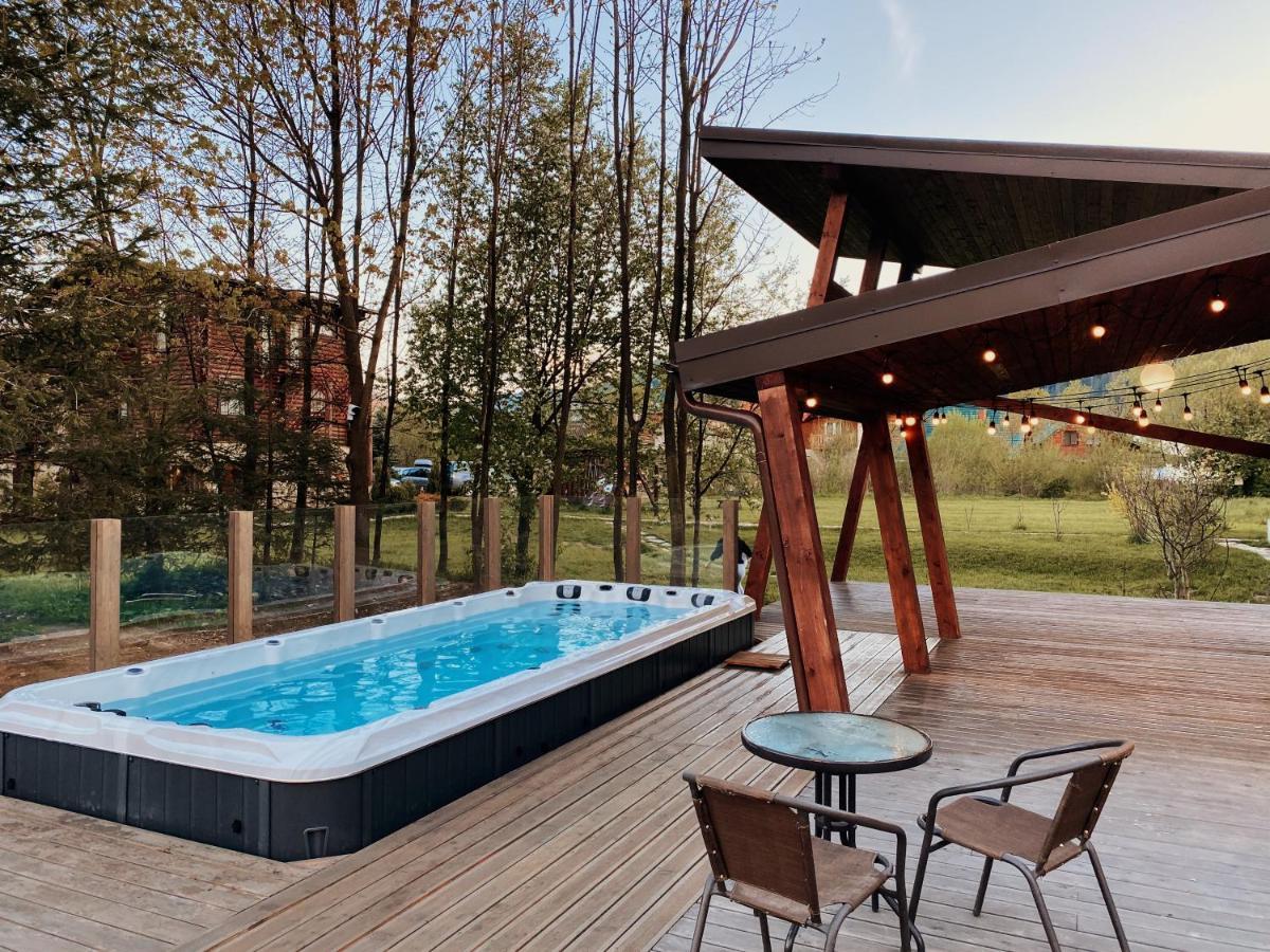 Klen Hotel Микуличин Екстериор снимка