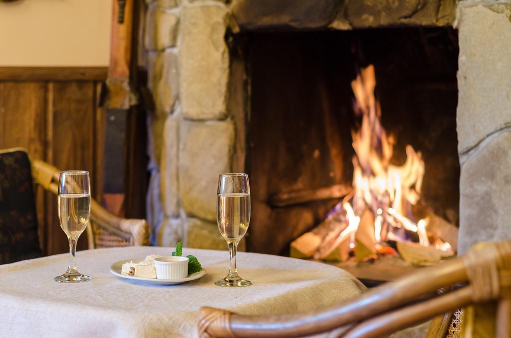 Klen Hotel Микуличин Екстериор снимка