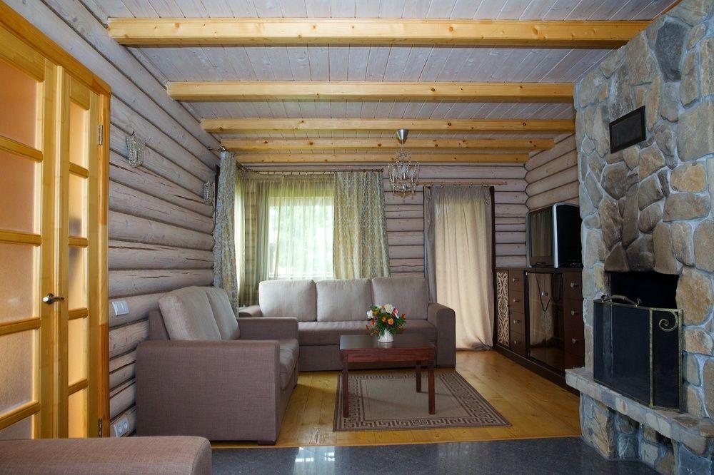Klen Hotel Микуличин Екстериор снимка