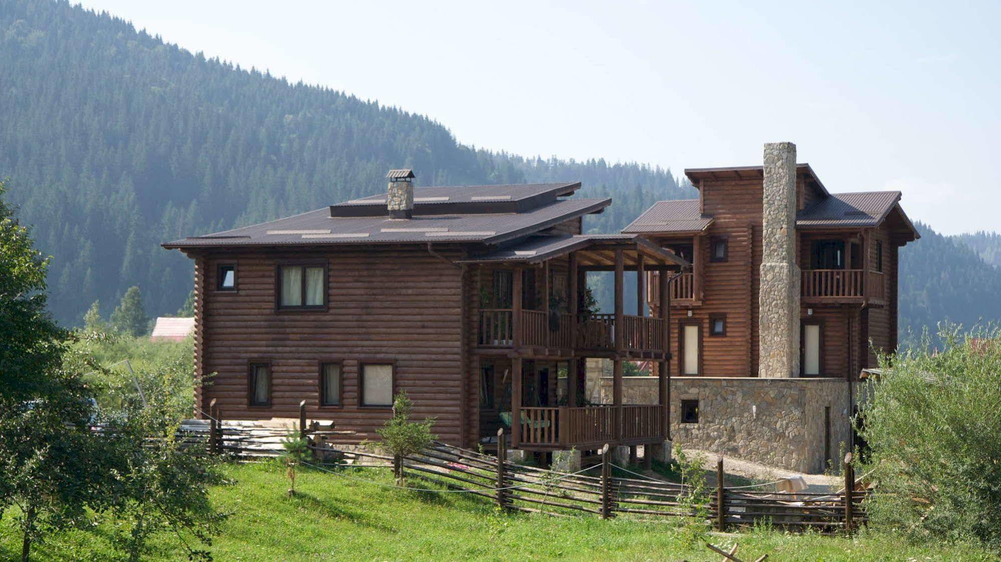 Klen Hotel Микуличин Екстериор снимка