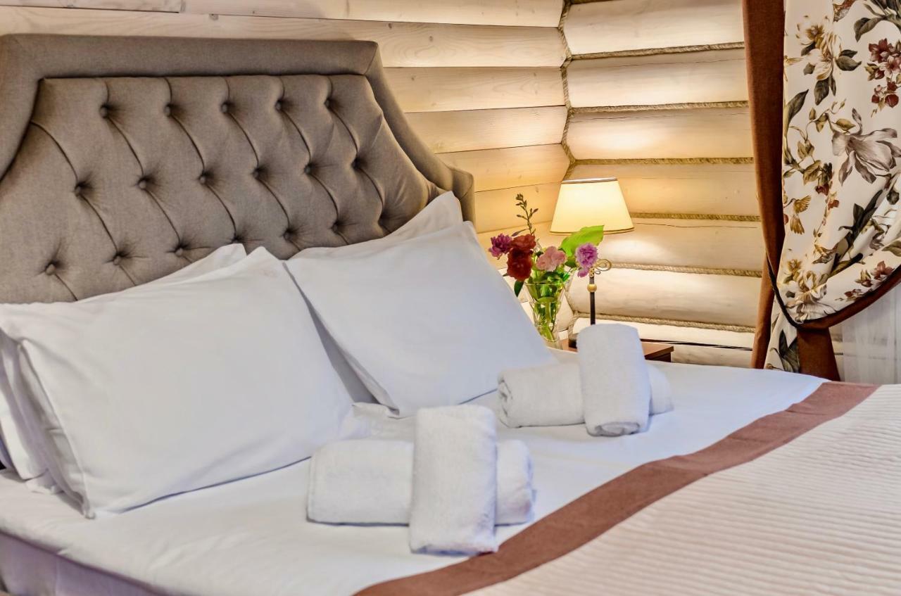 Klen Hotel Микуличин Екстериор снимка