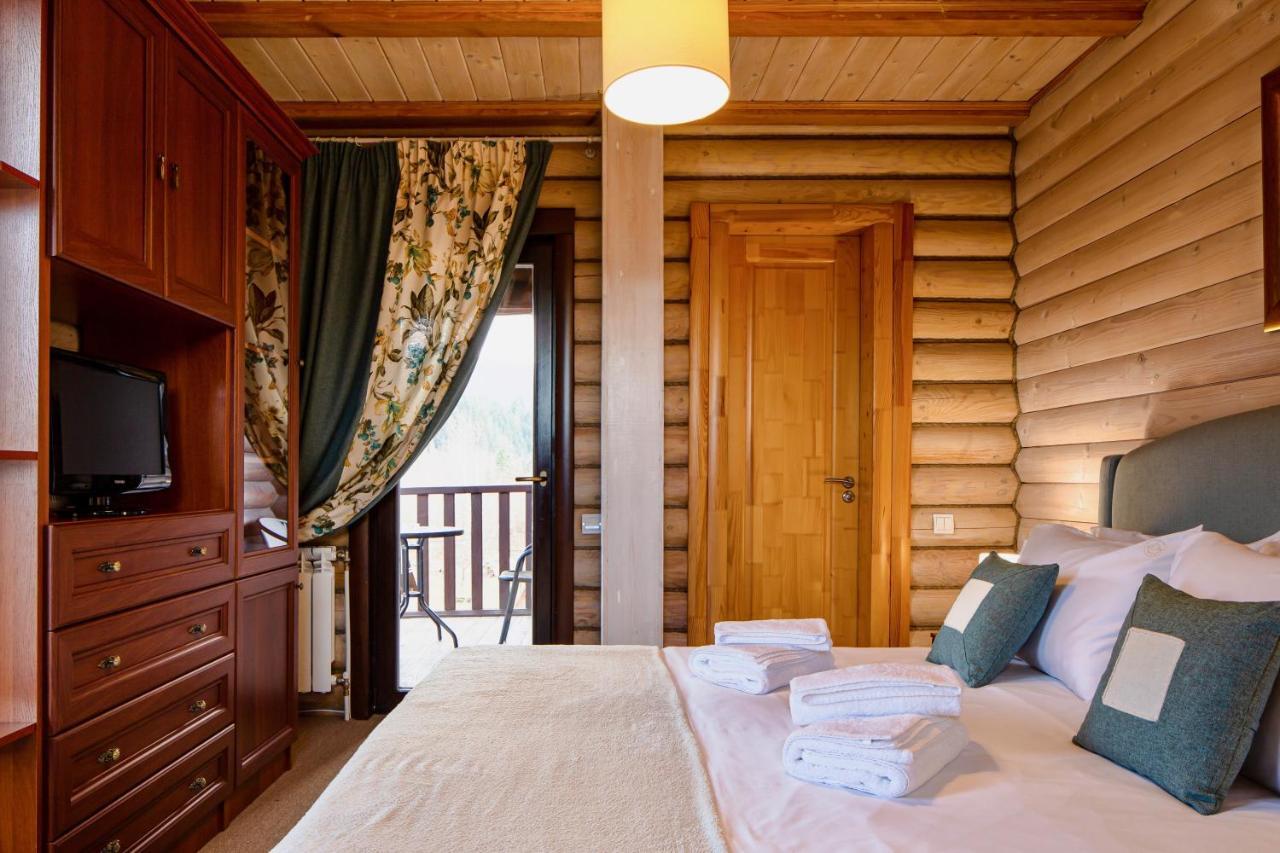 Klen Hotel Микуличин Екстериор снимка
