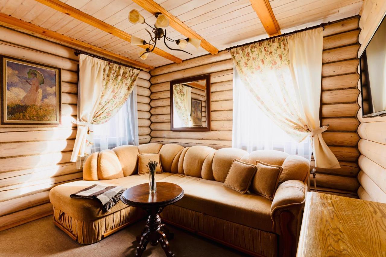 Klen Hotel Микуличин Екстериор снимка