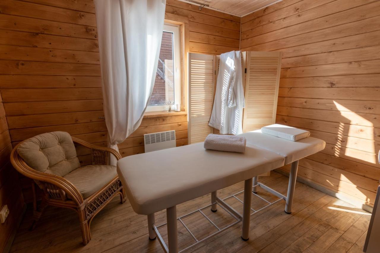 Klen Hotel Микуличин Екстериор снимка